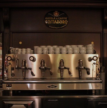 Perfect intense espresso shot